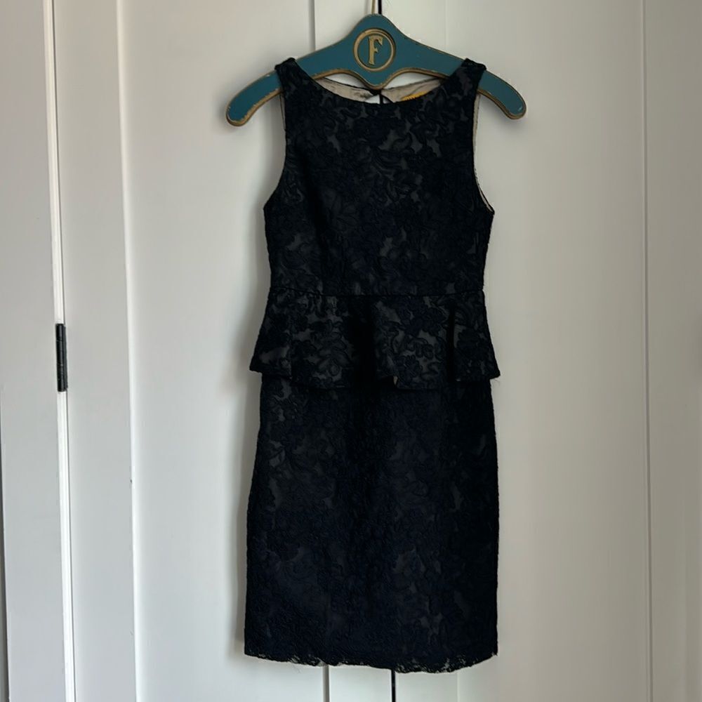 Alice + Olivia Josephine Black Silk Lace Peplum Cocktail Dress size 6